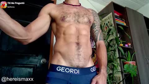 Snapshot of max_greenn chatting on January 8, 5:48 pm Max Follow me IGX hereismaxx online show from January 8, 5:48 pm