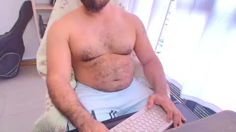 max_love25 online show from April 11, 7:07 pm