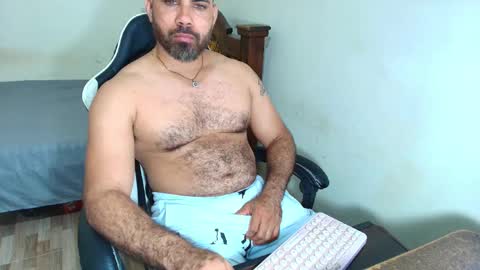 max_love25 online show from February 22, 8:00 pm