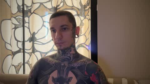 Snapshot of max_reaves chatting on January 27, 6:08 am online show from January 27, 6:08 am
