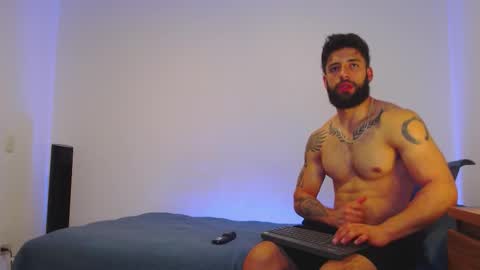 max_xl_ online show from February 11, 2:15 am