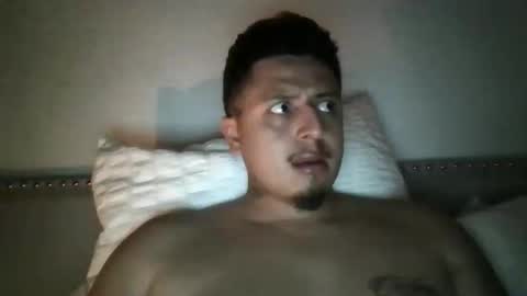 maxbee1323 online show from April 4, 10:55 am