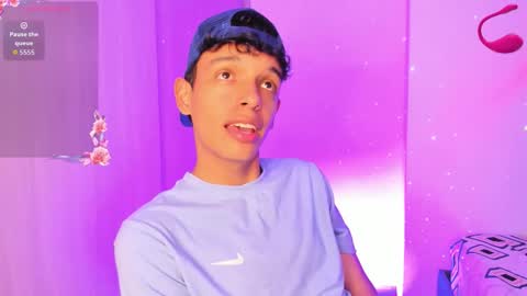 Max  online show from February 28, 1:42 am