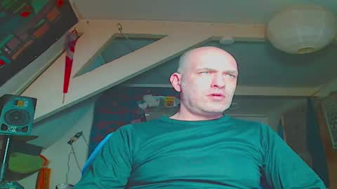 maxhardcore77 online show from April 21, 3:13 am