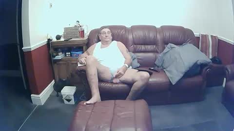 MAX online show from October 12, 10:44 pm