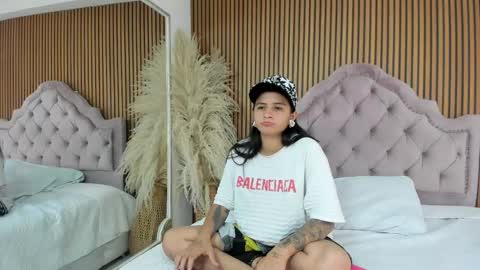 Maxi online show from May 13, 11:58 pm