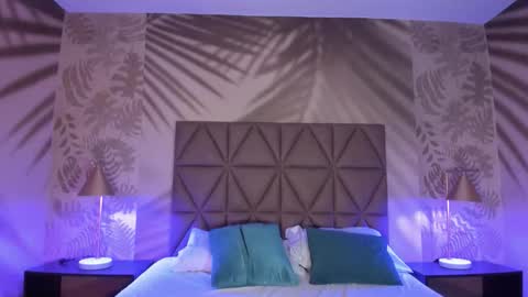 maxim online show from November 13, 3:09 am