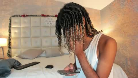 maxim online show from December 17, 3:24 am