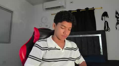 Maximiliano online show from January 13, 7:54 pm