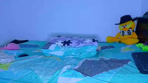 Maximo Aron Vega online show from April 25, 2:25 pm