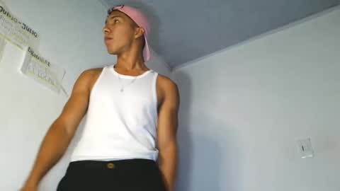 Maximo Aron Vega online show from March 26, 8:14 pm