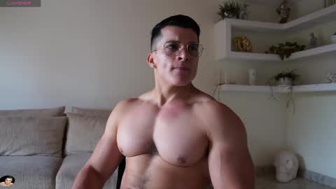 Sebastian online show from April 18, 2:19 pm