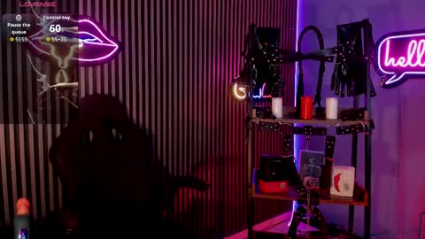 MAXIMO online show from May 23, 6:31 am