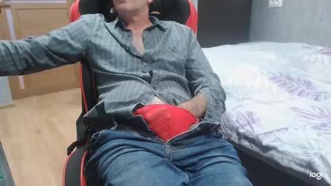 maximus3334 online show from October 16, 11:54 am