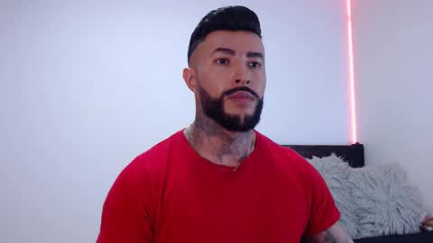 Snapshot of maximus_golden chatting on September 23, 2:38 am Independent Model online show from September 23, 2:38 am