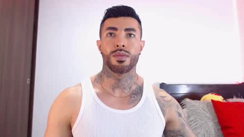 Independent Model online show from March 2, 2:49 am