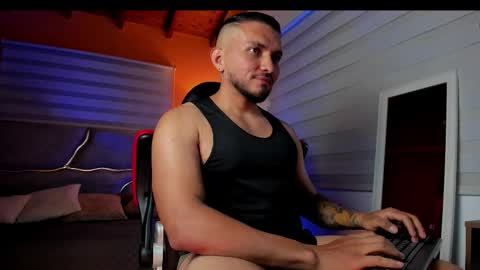 Maximus Clark online show from March 22, 11:09 pm