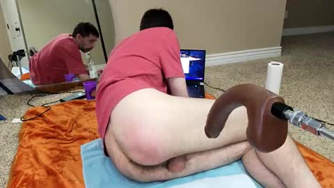 maxjr8008 online show from December 22, 9:33 am