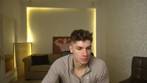 MaxKaiden online show from March 12, 5:13 am