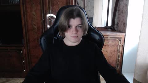 Max online show from January 13, 12:02 pm