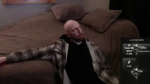 MaxRouger online show from March 27, 9:21 am