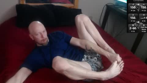 MaxRouger online show from April 15, 9:04 pm