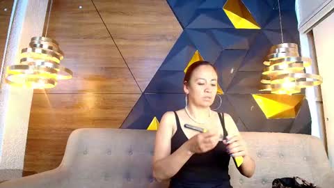 Snapshot of maxx_caprice chatting on September 18, 11:03 am gabby online show from September 18, 11:03 am