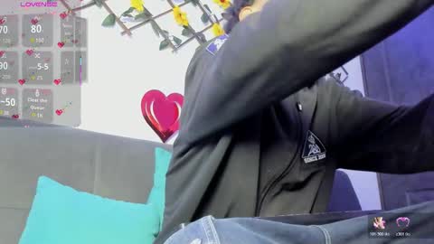 Max online show from February 9, 2:37 am