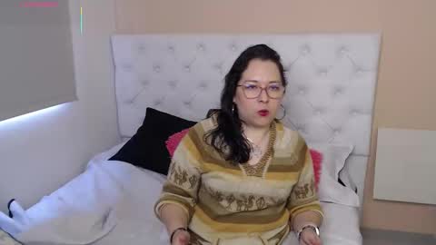 May online show from January 15, 6:39 pm