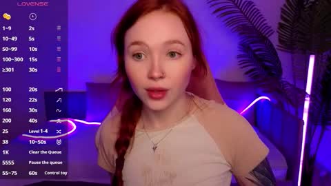 Maya online show from November 18, 8:17 am