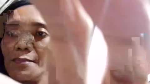 mayacutie1432 online show from April 4, 10:33 am