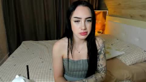 mayaglamourr online show from June 15, 6:27 am