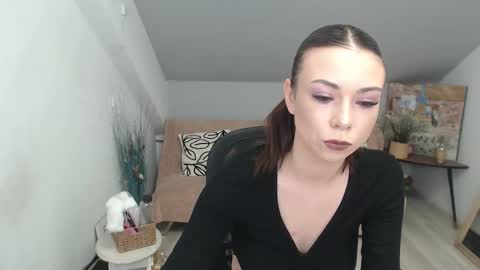 mayawill online show from January 16, 2:15 pm