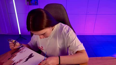 maybloom_ online show from November 9, 9:24 am