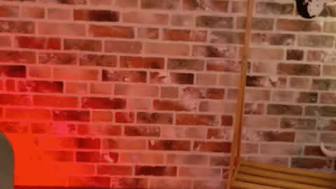 maybloom_ online show from February 13, 6:39 am