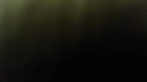 Snapshot of maylee_x chatting on February 15, 12:01 pm maylee_x online show from February 15, 12:01 pm