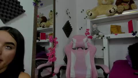 Mayli Rose online show from March 3, 7:43 pm