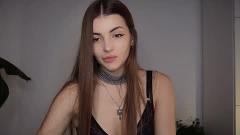 mayttease online show from November 18, 4:48 am