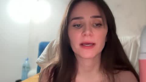 M online show from December 1, 7:12 pm