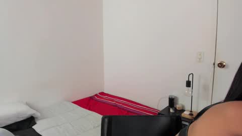 mazikeen_18 online show from February 14, 1:58 pm