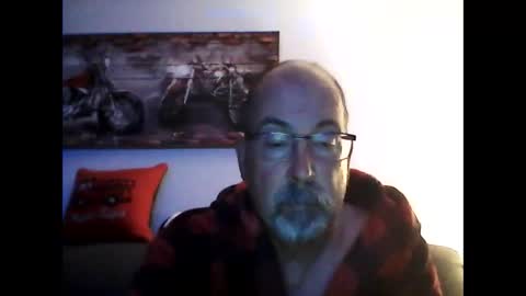 me at home online show from October 21, 10:09 am