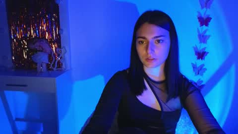 Dina online show from March 12, 4:24 pm