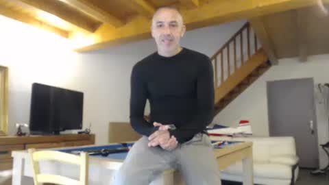 Meditmtc online show from December 16, 11:44 am