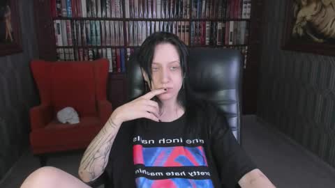 Snapshot of medusagorgona_ chatting on September 13, 6:16 am Medusa online show from September 13, 6:16 am