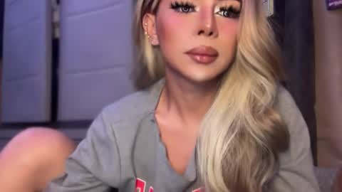 GODDESS OF ALL GODDESSES online show from March 17, 7:08 pm