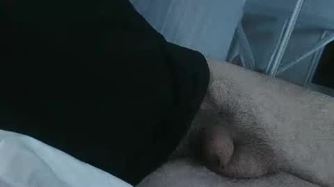 meforu21 online show from March 3, 8:32 pm