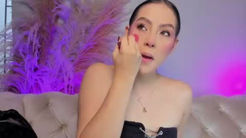 megaan_rouse online show from June 30, 12:04 pm