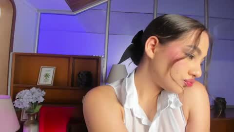 megaan_rouse online show from July 4, 8:34 pm