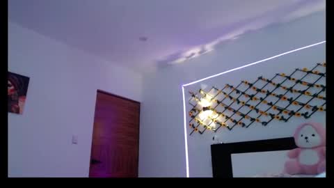 megam manze00 online show from November 16, 10:23 pm