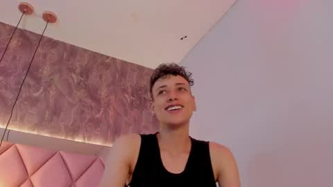 M E G A N online show from June 8, 1:28 am